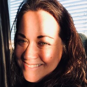 Meet your Posher, Desiree